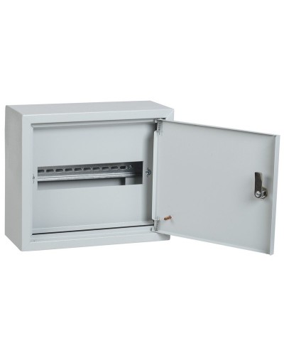 ЩРн-12з 265х310х120 IP31 GENERICA (MKM14-N-12-31-Z-G). Щит распределительный навесной с замком. GENERICA в Евпатории