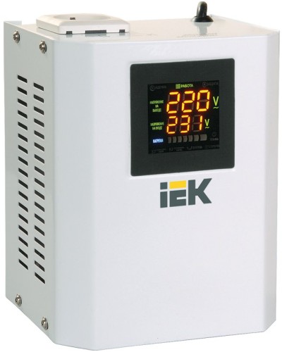 Стабилизатор напряжения серии Boiler (IVS24-1-00500). Стабилизатор напряжения. IEK в Евпатории
