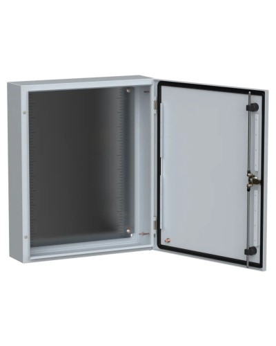 ЩМП-60.50.15 УХЛ1 IP66 600x500x150 TITAN 5 (TI5-10-N-060-050-015-66). Шкаф металлический с монтажной платой. IEK в Евпатории