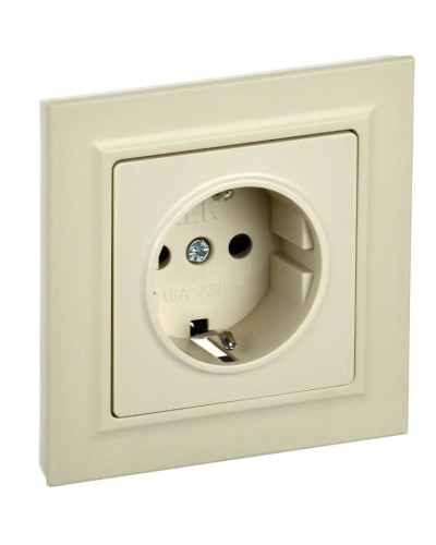 Розетка с з/к РСР14-1-0-БрКр бежевый BRITE (BR-R14-16-K10-F). Розетка с заземлением с защитными шторками в сборе. IEK в Евпатории