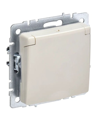 Розетка с з/к РСбш10-3-БрКр бежевый BRITE (BR-R16-16-K10). Розетка с заземлением с защитными шторками и крышкой. IEK в Евпатории