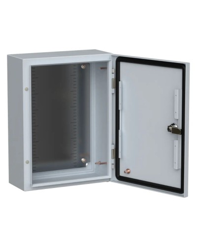 ЩМП-40.30.15 TITAN 5 УХЛ1 IP66 400x300x150 (TI5-10-N-040-030-015-66). Шкаф металлический с монтажной платой. IEK в Евпатории