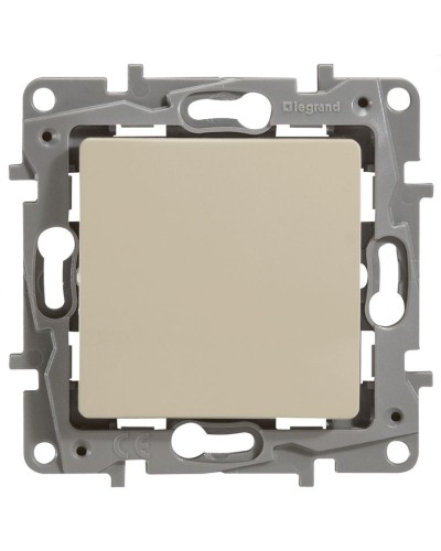 Переключатель 10AX-250В ETIKA, слоновая кость (672305). Выключатель. LegranD в Евпатории